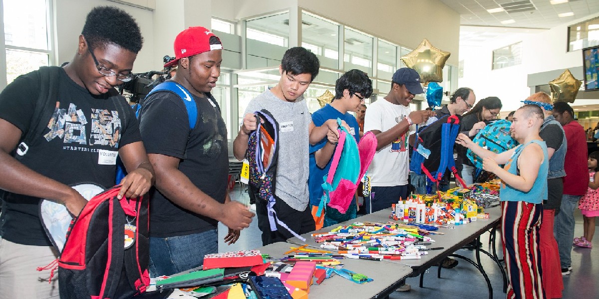 Celebrate National Volunteer Month with the Institute <a href="/CCPedu/">Community College of Philadelphia</a> . Sign up for an upcoming volunteer opportunity
Grady’s Community Garden | Tuesdays and Wednesdays

Volunteer Awards Celebration | 4/24, 11 a.m. to 1 p.m. | Great Hall, Room S2-19

Sign up at myccp.online/volunteer