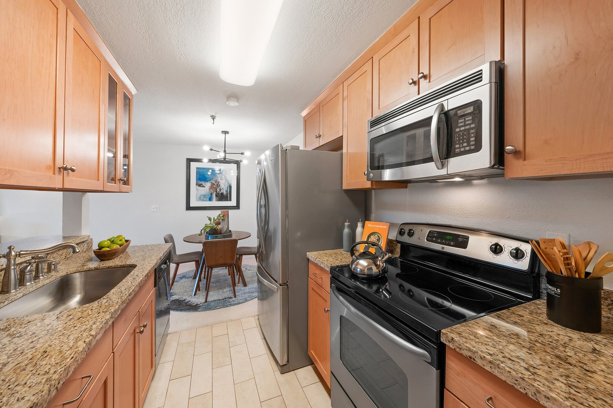 WinklerREG's tweet photo. π‘ #AdamsPoint, $499,000, 295 Lenox Ave #203 π
Open Sun 2-4
π΅ Ideally situated by Lake Merritt, this charming 1bd/1ba #condo offers a comfortable & convenient lifestyle.
πͺ https://t.co/KolFPo9CUX
Danielle Clements w/ Winkler REG
DRE# 01910218
π± 510-734-1287
#OpenHouse https://t.co/AoohAfuYPc