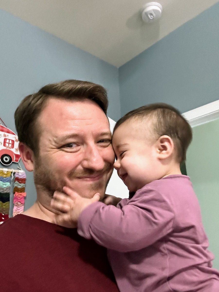 krutu8's tweet photo. Also survived my #momcation, thanks to @BradHornback taking care of our little lady and our floof 🥰
#eccmid2023 #coppenhagen #denmark #momcation #babygotHornback https://t.co/Gilg424yMB
