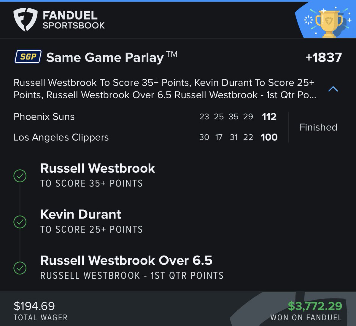 Hyjenik's tweet photo. Westbrook✅ looks better in green https://t.co/S9lRJ7d3MU