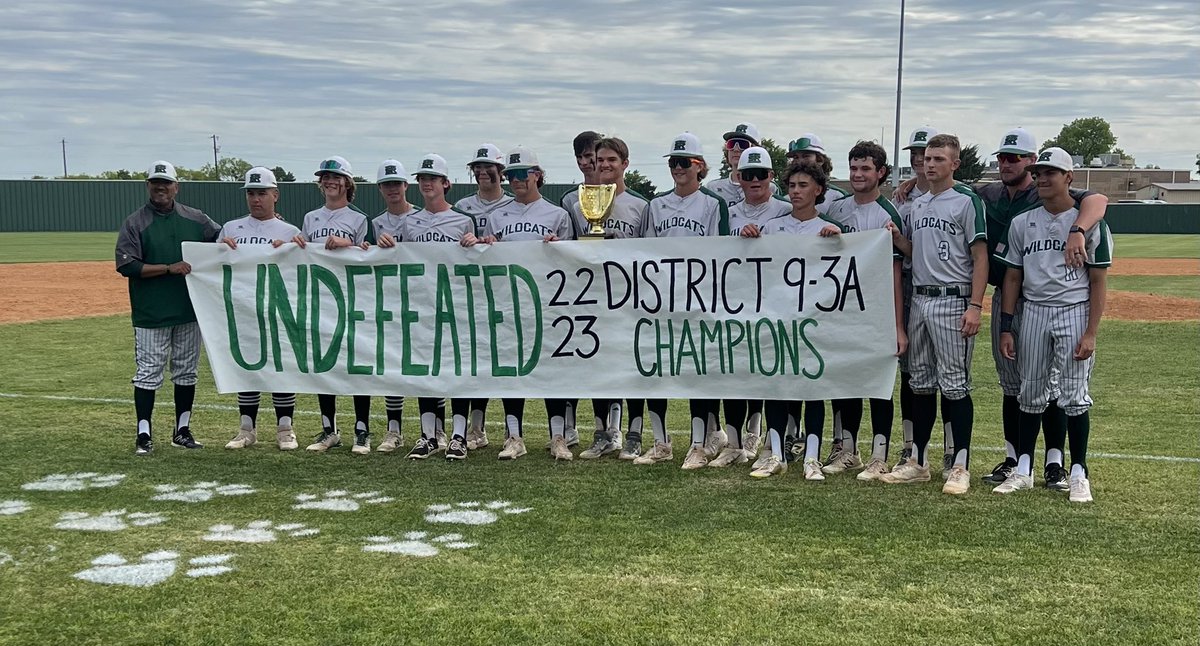 ScurryWildcat's tweet photo. UNDEFEATED DISTRICT CHAMPS!!!

The Wildcats end the regular season with an 11-1 Win over #2 Palmer! https://t.co/LJT1Z2MrFl
