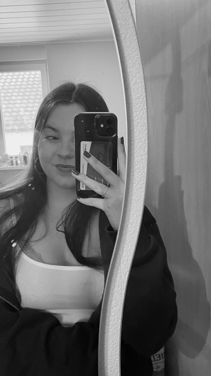 Young Sweet And Only Seventeen carina🤟🏽 | JH14 on Twitter: "young and sweet, only seventeen