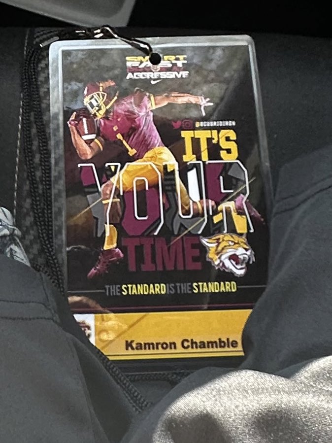 KamronChamble's tweet photo. Had a great time at the wildcats spring game today @Coach_Stuck @nickthepick36 @LukeSmith1219 @TonyKinsler2 @derrynorris4 #GoWildcats https://t.co/T546cqU5lp