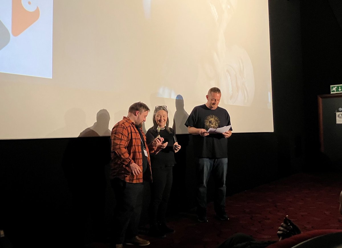 We are very pleased that our short film ‘Glitch’ has won Best Sound Design at the great @Fisheyefestival - all down to the brilliant work of sound designer Nick Davies! Here’s lead actor Tommy Rhys-Powell collecting the award on Nick’s behalf. @HijinxActors #inclusion
