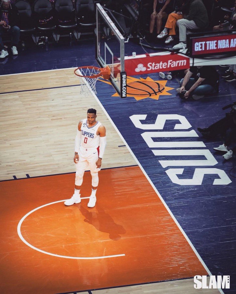 RussWest__FR's tweet photo. Westbrook sur les 4 matchs de playoffs cโest :
26 PTS - 7 REB - 7 AST - 1,5 INT - 2 CTR
46% / 41% / 88%
Donc avec le Game 1 compris
On se rend pas compte de la dinguerie quโil est entrain de poser la
Je tโaime Russ โค๏ธ
#RefSuck https://t.co/nTHpYHNJfg