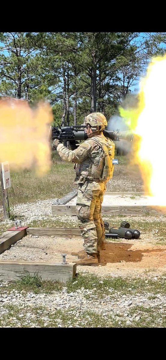 1st46th's tweet photo. C/1-46 IN completed another full day in Anti-Armor week on the Carl Gustaf.  These trainees are becoming lethal against armor threats.  #AntiArmor #Infantry #lethal https://t.co/cnyQxei3sj