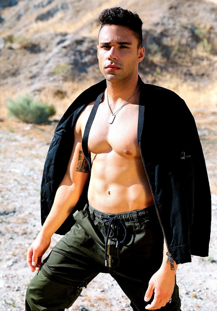 ⠀⠀⠀ ⠀⠀⠀
　  　 
⠀⠀⠀       ✦ 𝘚𝘦𝘥𝘶𝘤𝘵𝘪𝘷𝘦 𝘚𝘶𝘯𝘥𝘢𝘺 ✦