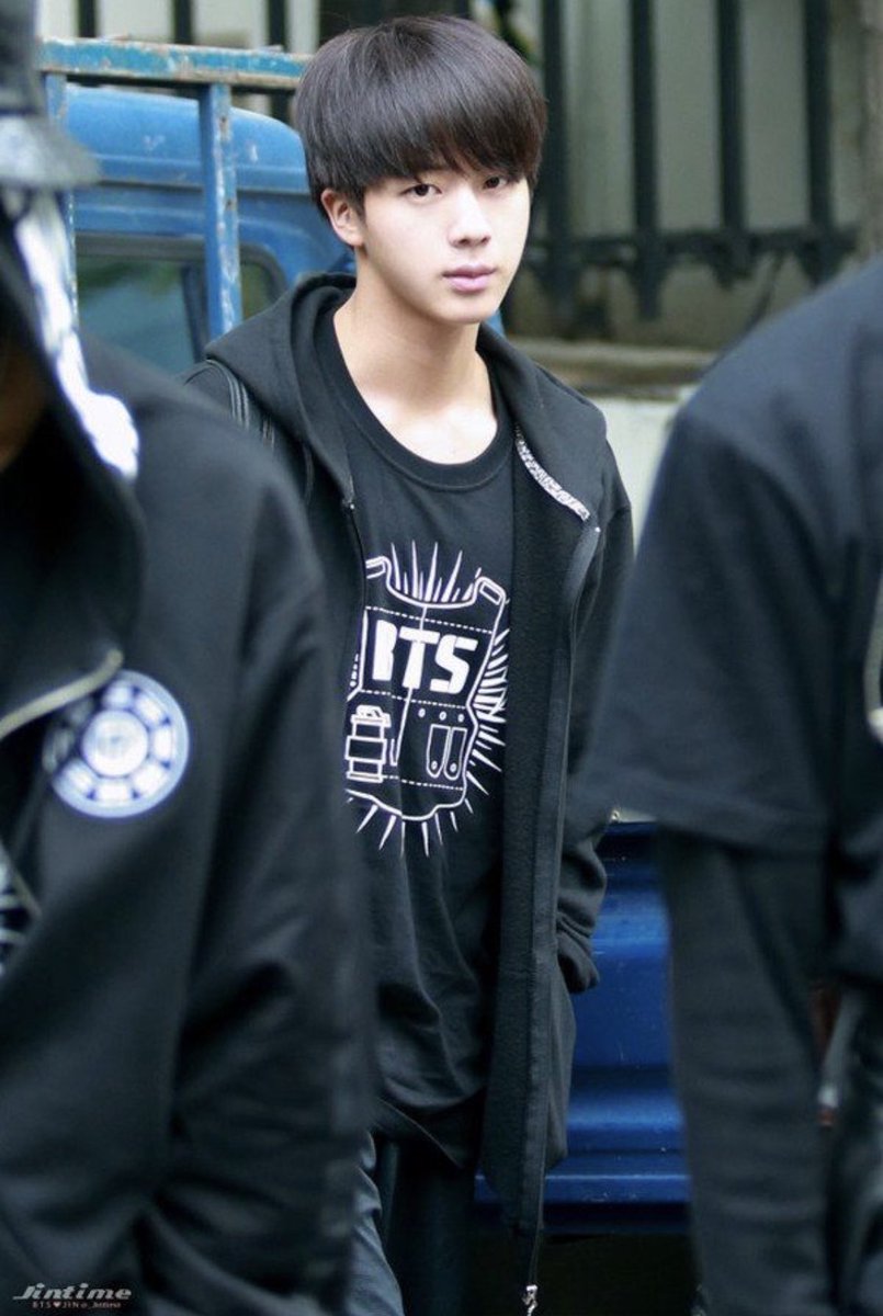 AwakeLovemyself's tweet photo. どこかあどけないジンくん
学生時代こんな人がいればなぁ…
#素敵なジンくん集め隊
#BTSJIN
#D416
#WeLoveYouJin https://t.co/s1WtwfsScz