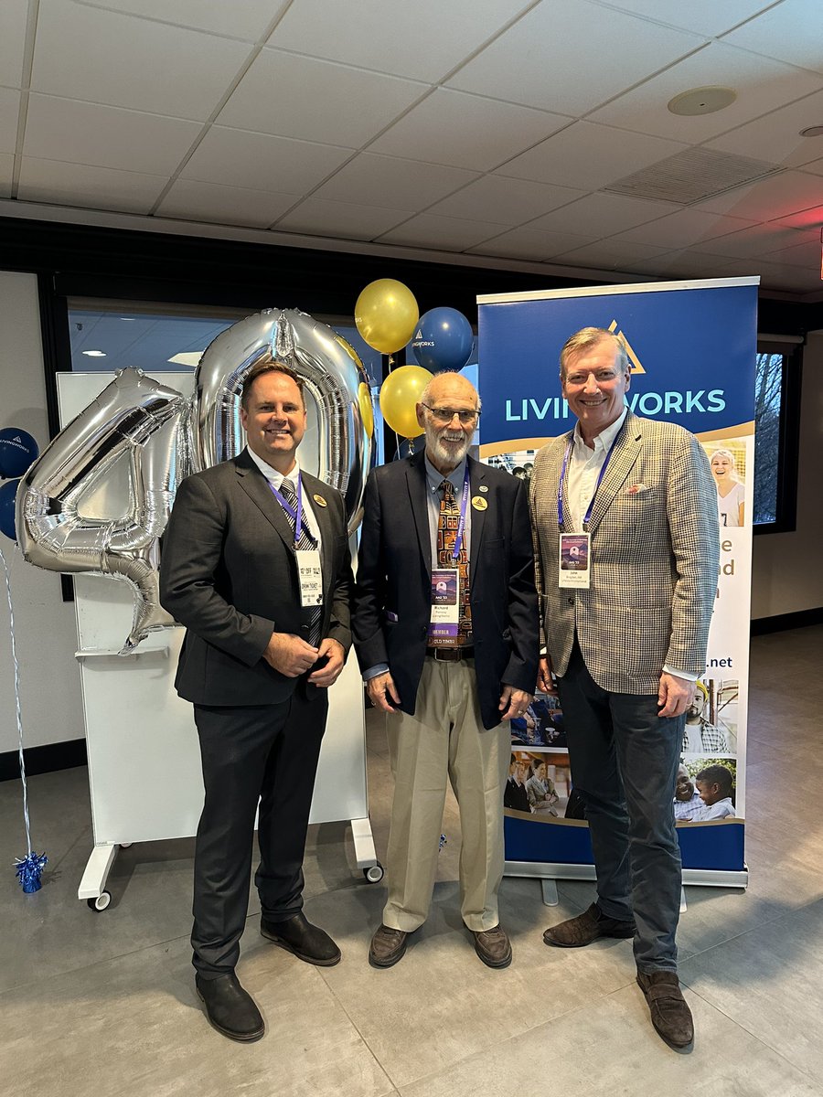 ConnellShayne's tweet photo. Great to catch up with John Brogden, President of @LifeLineInt at the @Living_Works 40 year celebration in Portland, USA. LivingWorks training for established and emerging crisis lines, and to support low to middle income countries. #AAS23 @AASuicidology https://t.co/70lR6eiw4q