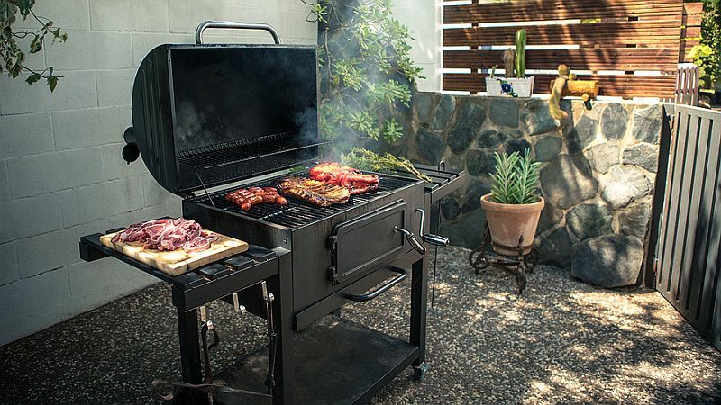 Ultimate Guide To The Best Home BBQ for Australia. Learn more about how to choose the best option.  bit.ly/3lvKCyT
