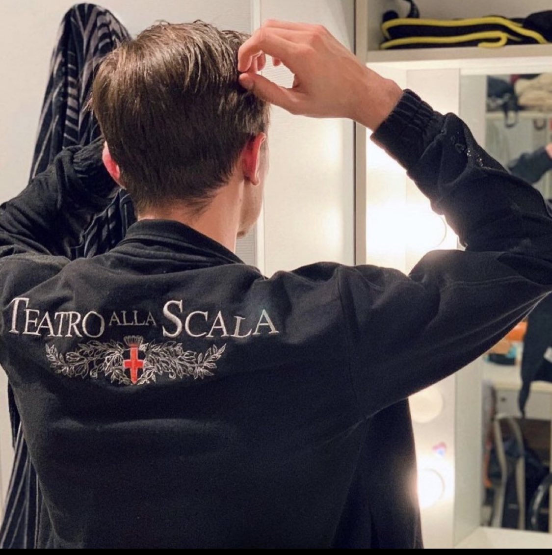 vittoo____'s tweet photo. il fatto che a ramon sia stato offerto un contratto e non una borsa di studio dice tutto. #amici22 https://t.co/XqS5iHKByX
