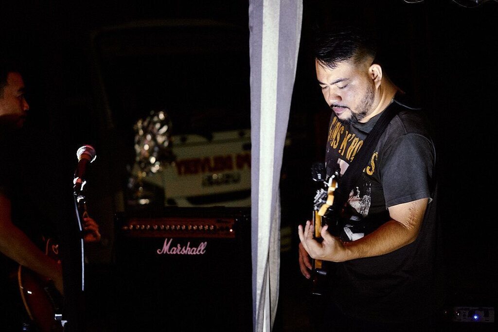 GourmetGuitar's tweet photo. Arnel
.
.
#bandphotography #bandphotographer #musicphotography #musicphotographer #concertphotography #concertphotographer #band #musician #music #citylife #cebu #photographyislife #photographylover #photography #documentaryphotography #streetphotography #fujiframez #fujif… https://t.co/9JNtar3Pdr