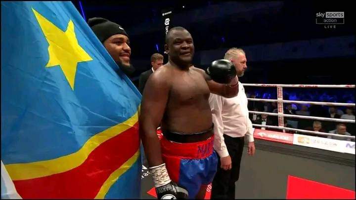 junior_makabu's tweet photo. #Félicitations petit frère, nous avons  opté pour servir notre grand pays la #RDC et améliorer la   technique des frappes de  la #BoxeCongolaise🥊✌️👇👇👇. https://t.co/hcVpNUszqf
