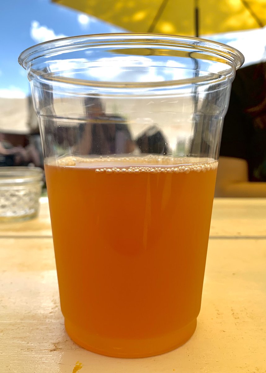 SCBeerExplorer's tweet photo. Good time at @HazelwoodBeer’s Earth Day Sour Release!
🥭 Mangonada 😉
🍉 Watermelon Gose 🙂
🍫 Duffus 😉
🥃 BBA Barleywine 😁
And lunch from @LobsterDogs.
#SCBeer #CraftBeer #BeerReview https://t.co/j9bqGP33jF
