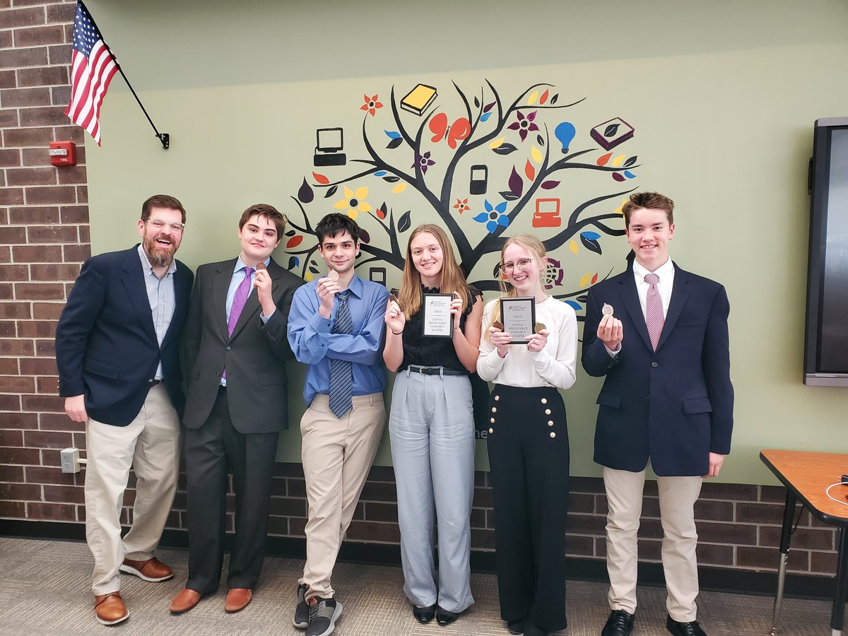 Huge day for <a href="/SJA_Gameday/">St. James Thunder Athletics & Activities</a> Speech &amp; Debate team at the <a href="/ThreeTrailsNSDA/">Three Trails NSDA</a> qualifiers today. We took 5 people and walked out with 7 medals and 2 national qualifier plaques!