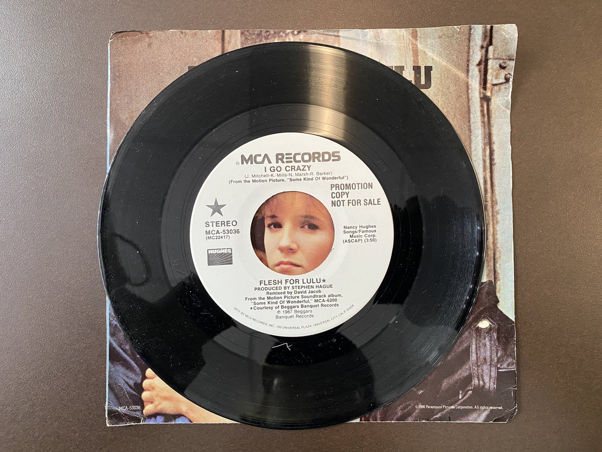 ScottCo86310306's tweet photo. @LeaKThompson  Vinylthon 2023. I received this at a special advance screening of your movie in 1987. I was 18. Thank you, your husband, your cast mates and John (bless his spirit). ❤️🙏❤️ https://t.co/yjy383VZMm