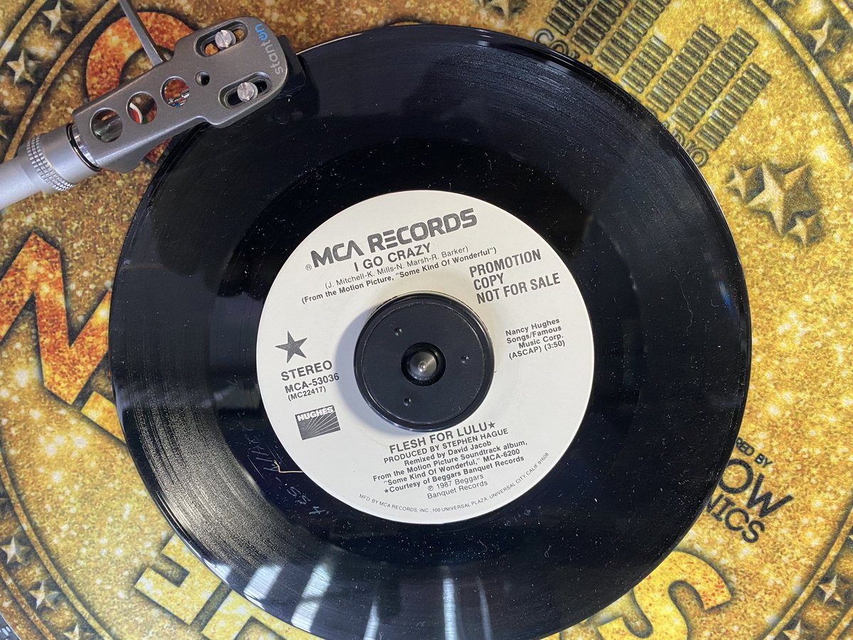 ScottCo86310306's tweet photo. @LeaKThompson  Vinylthon 2023. I received this at a special advance screening of your movie in 1987. I was 18. Thank you, your husband, your cast mates and John (bless his spirit). ❤️🙏❤️ https://t.co/yjy383VZMm