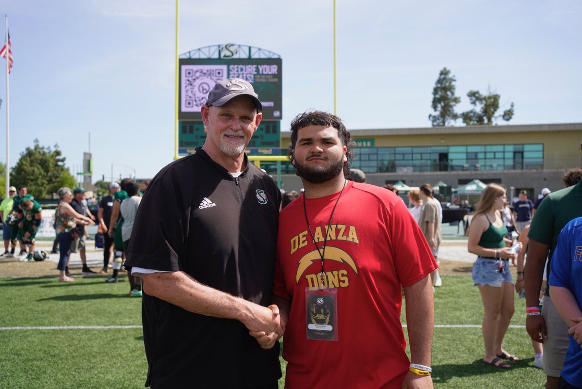 Victor Gerry JUCO OL tweet media