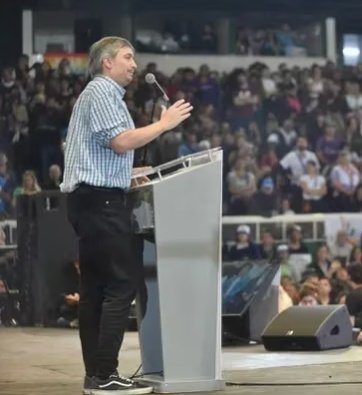 danilerer's tweet photo. El problema no es lo que dice Máximo Kirchner, el problema es que los Máximo Kirchner representen a alguien, un tipo que no sabe lo que es trabajar, lo que es el esfuerzo, ni el mérito, y cuyo único pergamino es ser el heredero de la familia más corrupta de la Argentina... https://t.co/e1v7FNeCyP