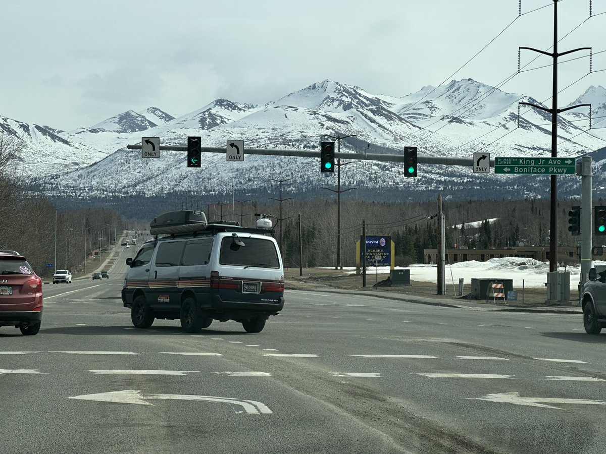 VMZtravel's tweet photo. Anchorage, Ak. Here and now. #OneLove #OneNature https://t.co/7rjmD56bDQ