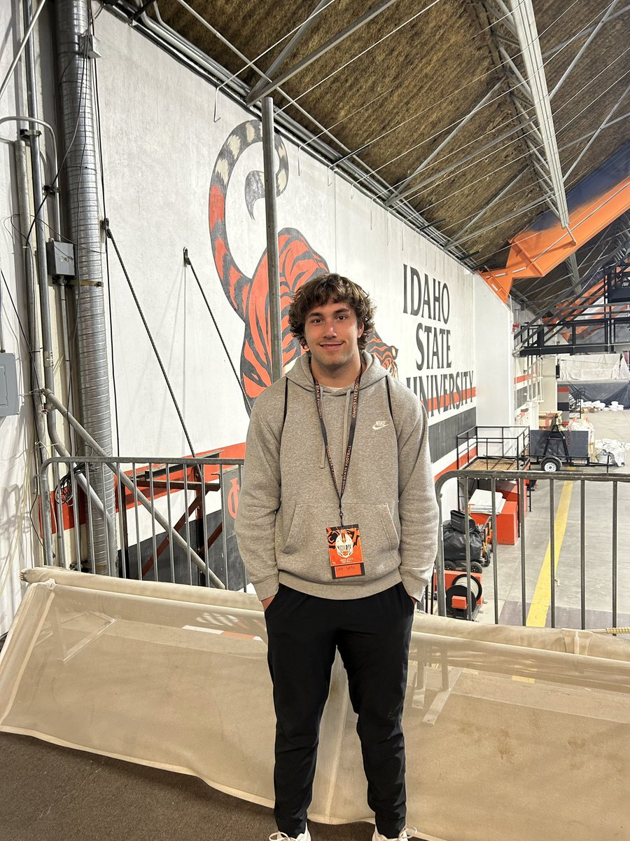 Luke Selto tweet media