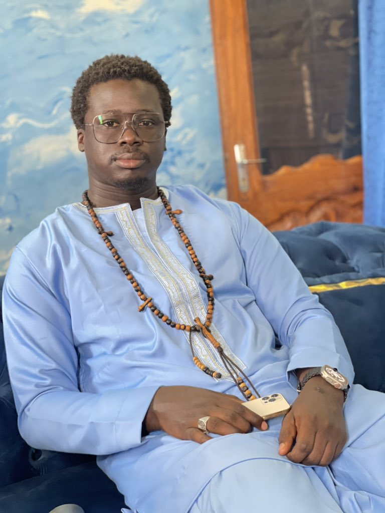 BaayFally's tweet photo. Aïd Mubarak ⚡️
❤️Jaam ak Xeeweul
Junior Baay Fally
#Baay_Faal #Allah_Made https://t.co/SpaF0oDYxe