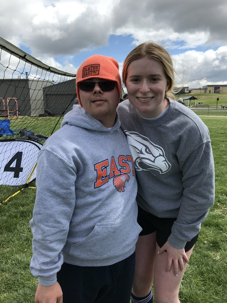 olatheeastIPS's tweet photo. Unified Soccer was cold π₯Ά but we didnβt let that stop us! Orange and White teams swept their matches and Gold and Blue took home some wins! Next match on May 6th at SMNW β½οΈπ₯
@sokansas
#goalsfordays #tryingtostaywarm #allhawksincluded #choosetoinclude https://t.co/INSXi4d6gw
