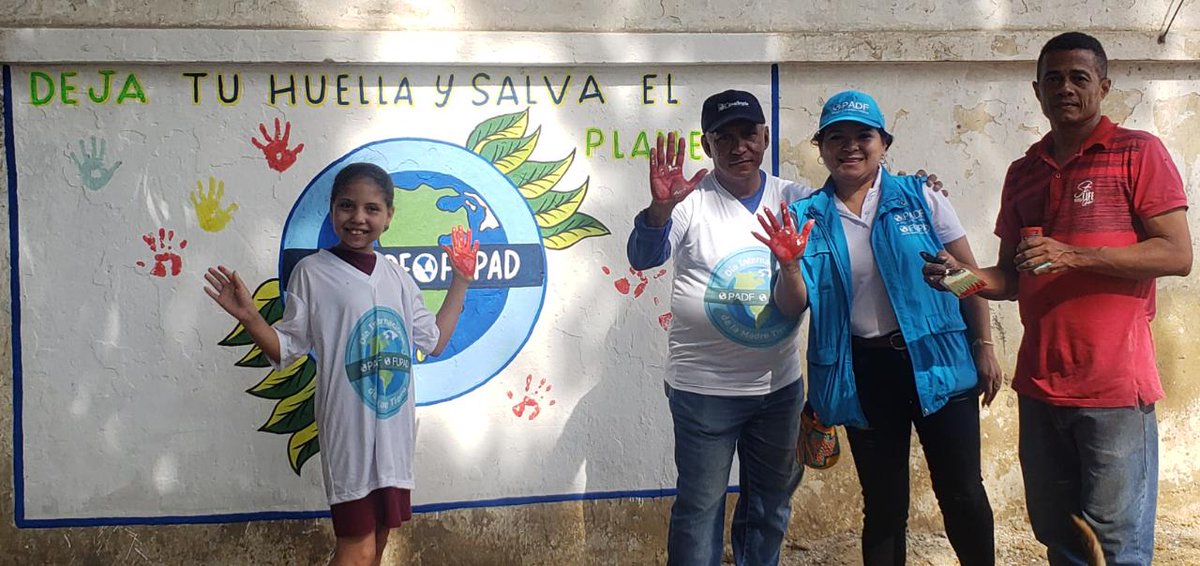 FUPADColombia's tweet photo. #22Abril Así finalizaron las jornadas en Soledad y Cartagena, recuperando espacios con comunidades comprometidas con el medio ambiente. Limpiamos 10 km de playa en el corregimiento La Boquilla, en Cartagena y  jornada de limpieza y siembra en el barrio Primero de Mayo en Soledad. https://t.co/yXJHEP8rxO