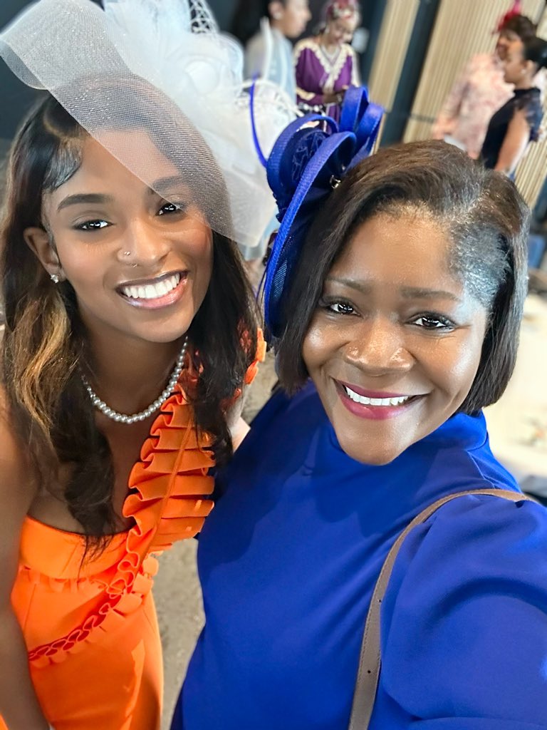 jackiejohnson's tweet photo. Honored to be a prominent lady at the "Stepping into every room like you own it " tea . I'm always honored to give back by sharing knowledge with beautiful young women at NCA&T .#BelleAggie # #AggiePride #AggieAlum #ThisIsAggiePride #FutureLeaders #AggieLadies #OwnIt ππ https://t.co/E6q6POLMTg