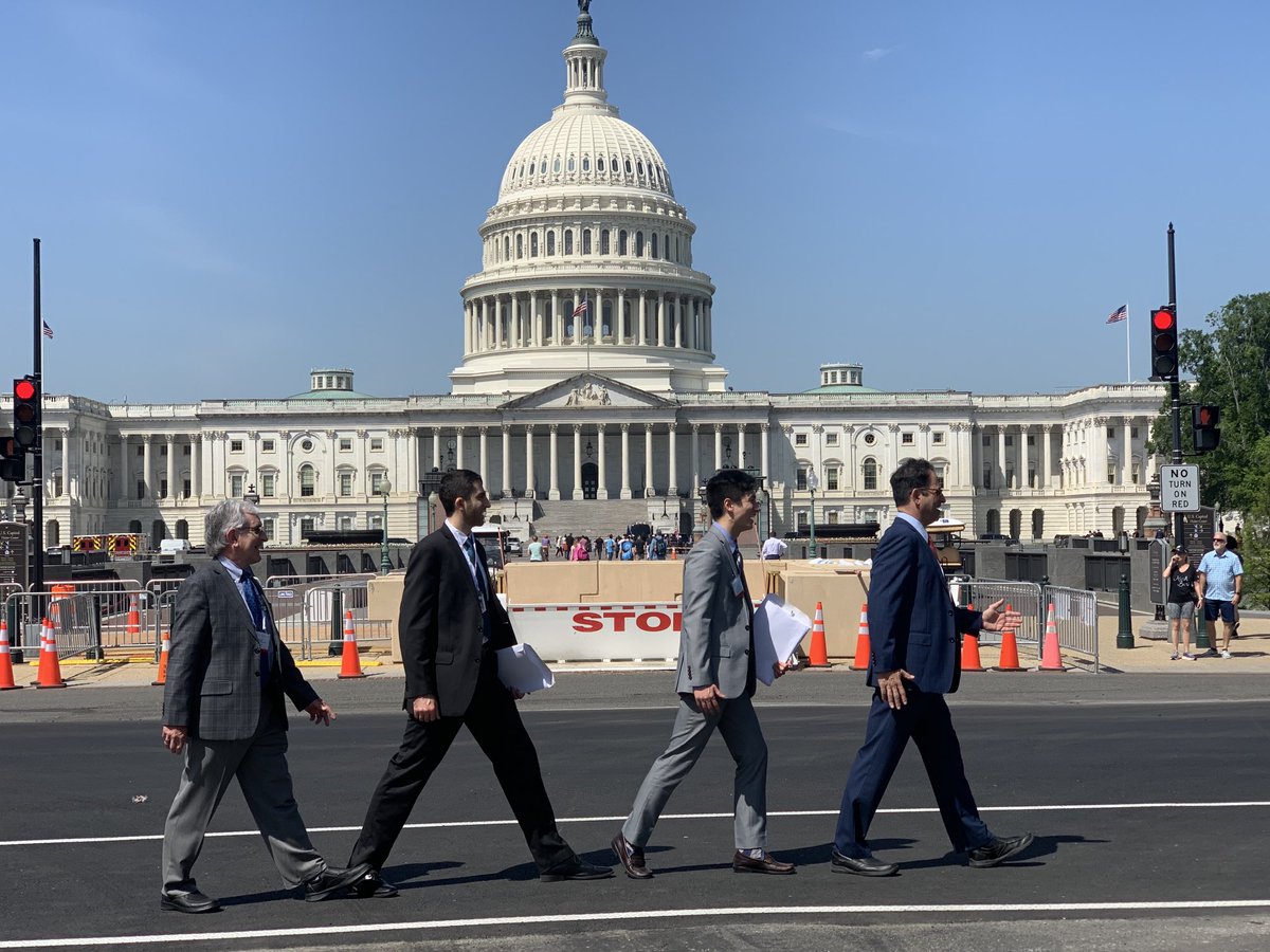 cdfrancis62's tweet image. West Virginia ophthalmology advocacy ambassadors on the hill Thursday to educate our legislators. We thank Senators Joe Manchin and Shelley Moore-Capito and Delegates Alex Mooney and Carol Millers staffs for listening to our concerns.
