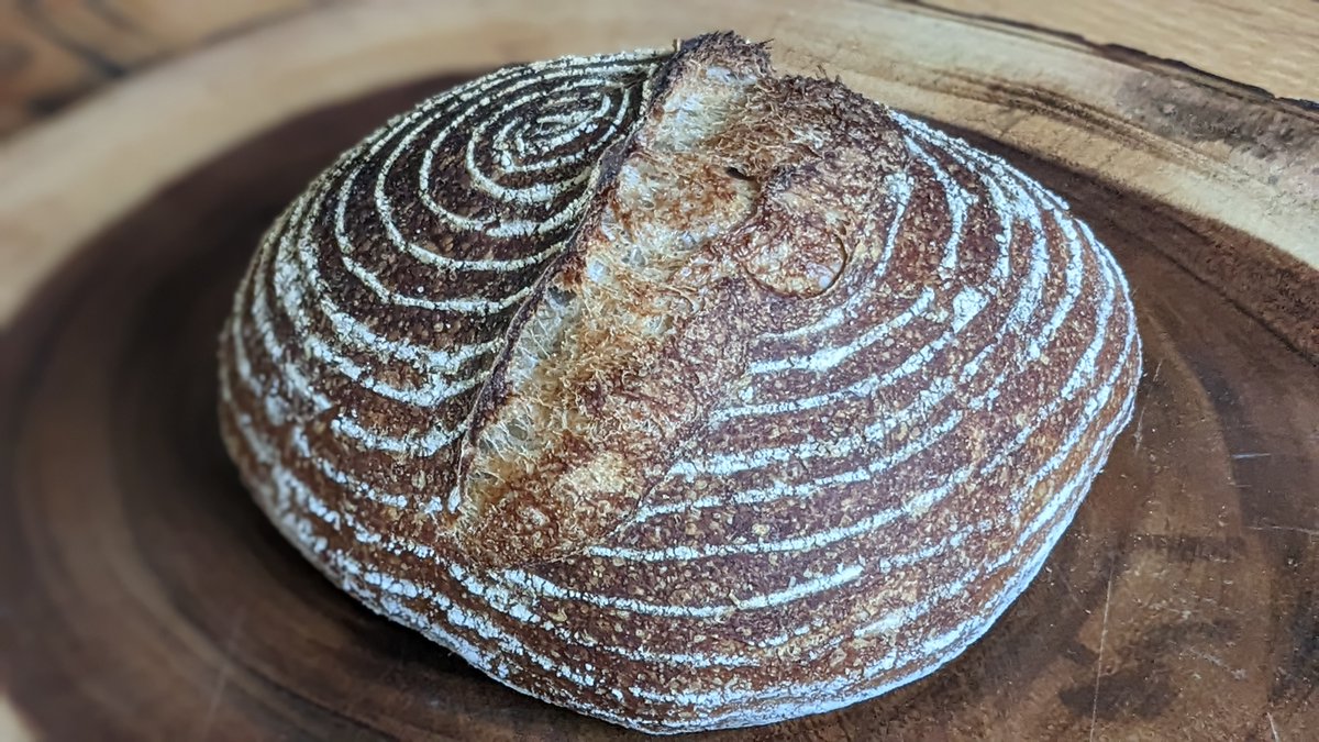 PlateOnABudget's tweet photo. Get ready to knead and rise! Our latest video on Plate on a Budget's YouTube channel is all about creating the perfect sourdough bread from scratch!👩‍🍳 A sourdough bread that'll elevate your bread-baking skills to new heights.👨‍🍳 https://t.co/xPNAGsZ3T5 https://t.co/HQj0RCOaTP
