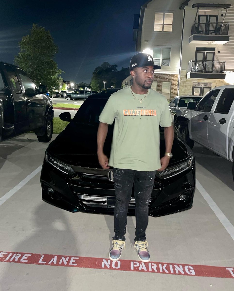ImWhitdat's tweet photo. They Gon Say I’m Acting Different, I’m Beyond They Mental☝🏾 https://t.co/Q7PwUYVaQd