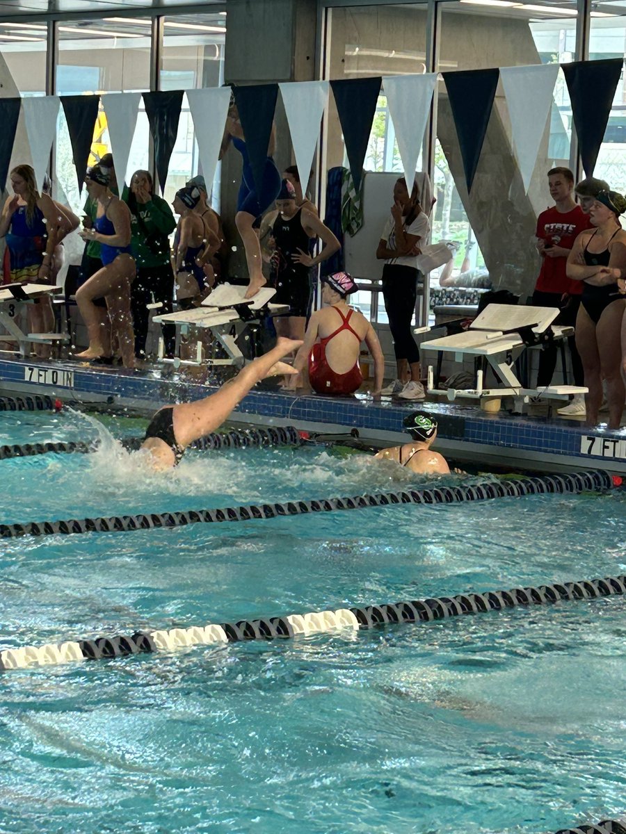 DrBeckyThiessen's tweet photo. Spent the afternoon cheering on @OfficialSMSSwim. Gretchen even set a school record in 100yd backstroke! Excellent job Lady Raiders! (1/3) @SMSouthTDain @SMSRaidersAD https://t.co/tBRtI5iwrG
