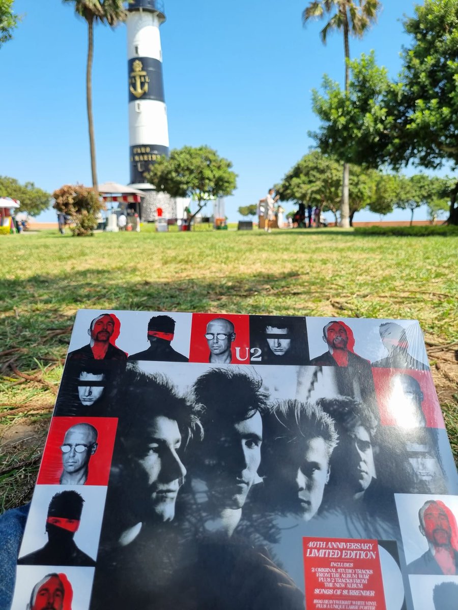u2peru's tweet photo. Hermosas fotos por un afortunado fan de su "Two Hearts Beat As One - Sunday Bloody Sunday" (Record Store Day EP), desde el Faro de Miraflores!!!
#RSD23 #RSDDrops #U2 #U2SOS40 #Miraflores https://t.co/EKWU9KxBeW
