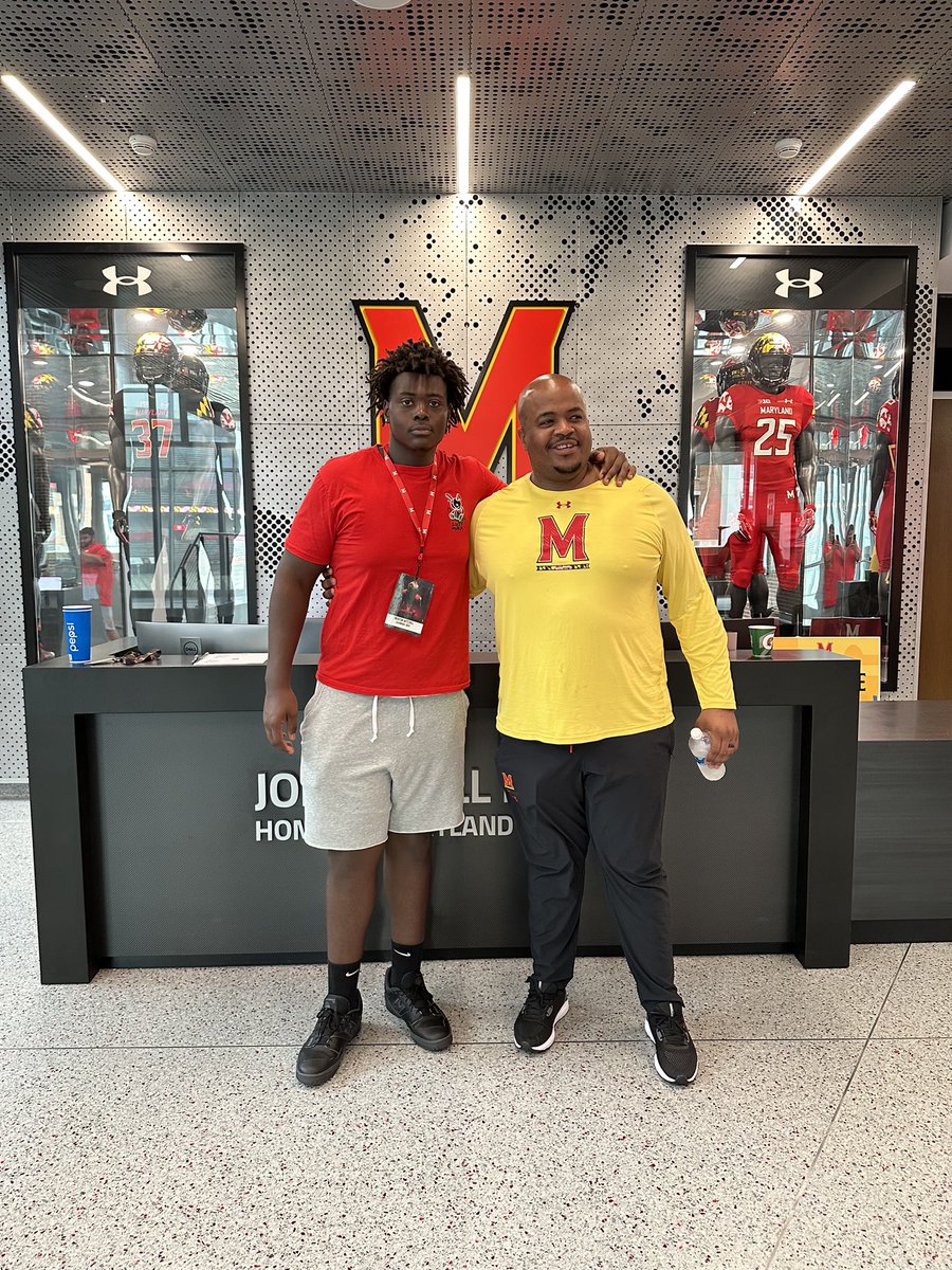 m77_trent's tweet photo. I had a great time today at @TerpsFootball spring practice I can’t wait to be back!!!  @coachbraswell @GunterBrewer https://t.co/QA0aenEhJZ