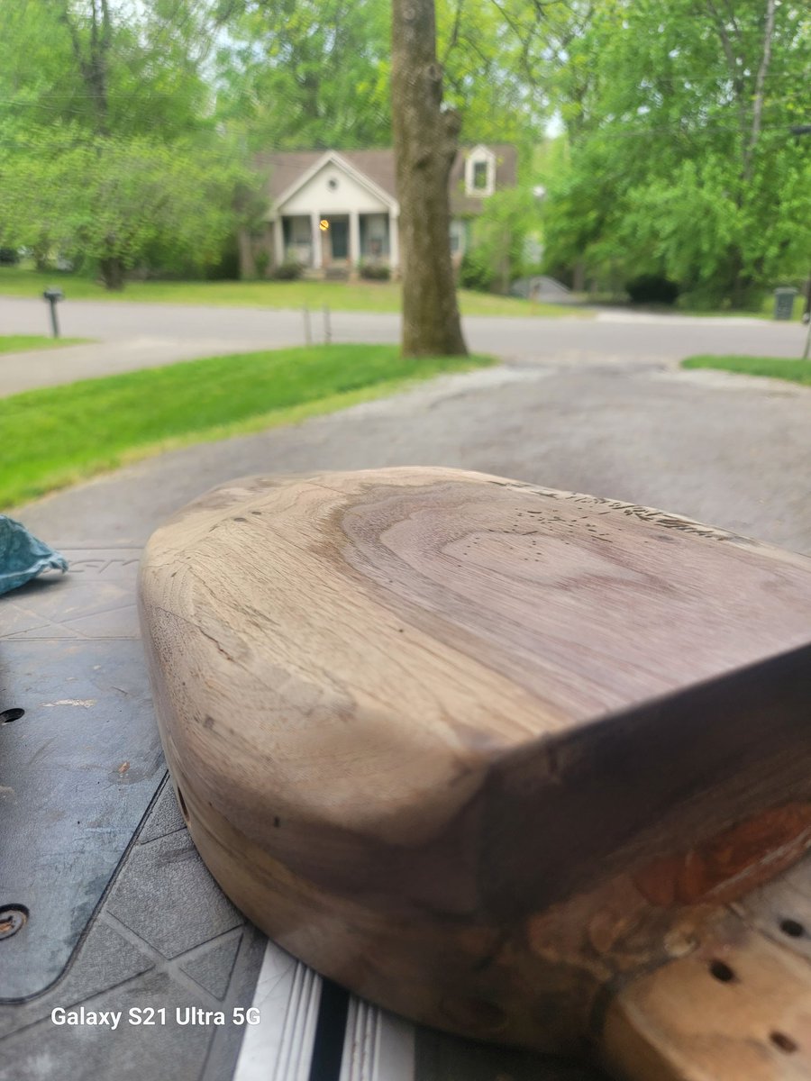 My take on a yarn bowl!! I don't turn wood so had to power carve it. Walnut sanded to 3k and finished with #odiesoil Dark. #woodworking #yarn #yarnbowl #walnut #12k