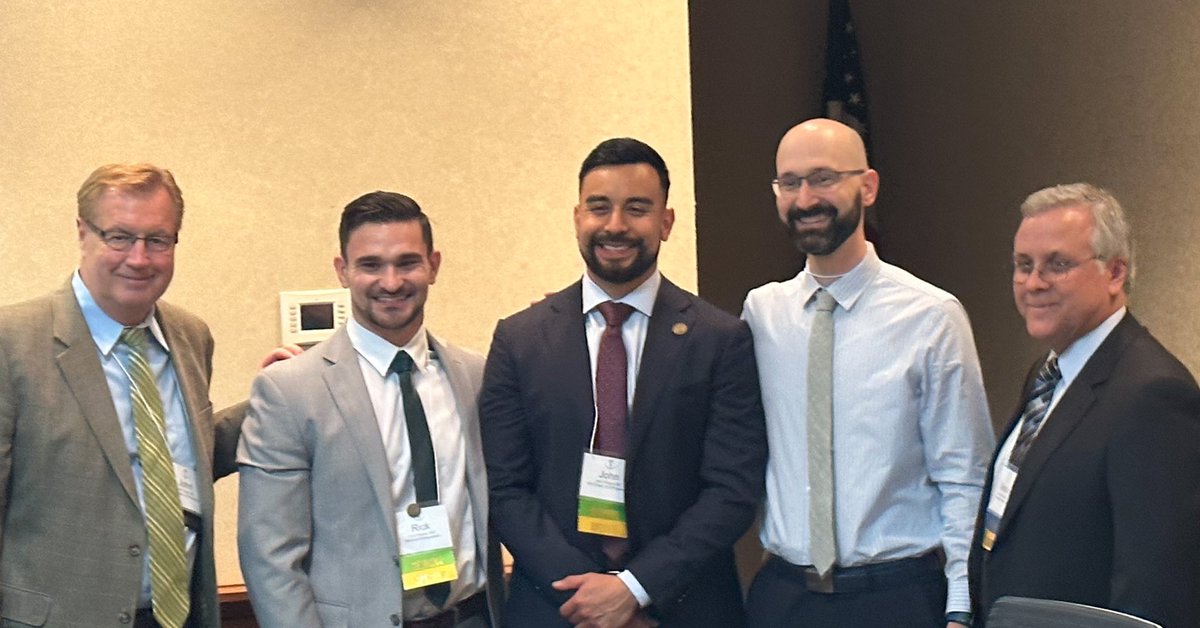 Congratulations to WVU Ortho Residents  @jpisquiyMD and Justin Vaida for taking 2/3 top spots at WVOS for resident research and to @ChadLavenderMD  for his group’s great work too #WVOS @WVUMedSchool @WVUhealth