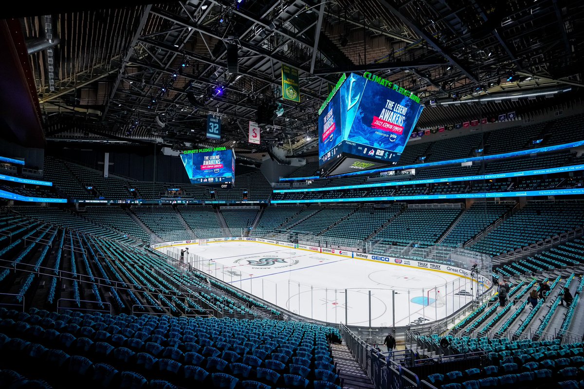 Playoff hockey looks good on you, Seattle.