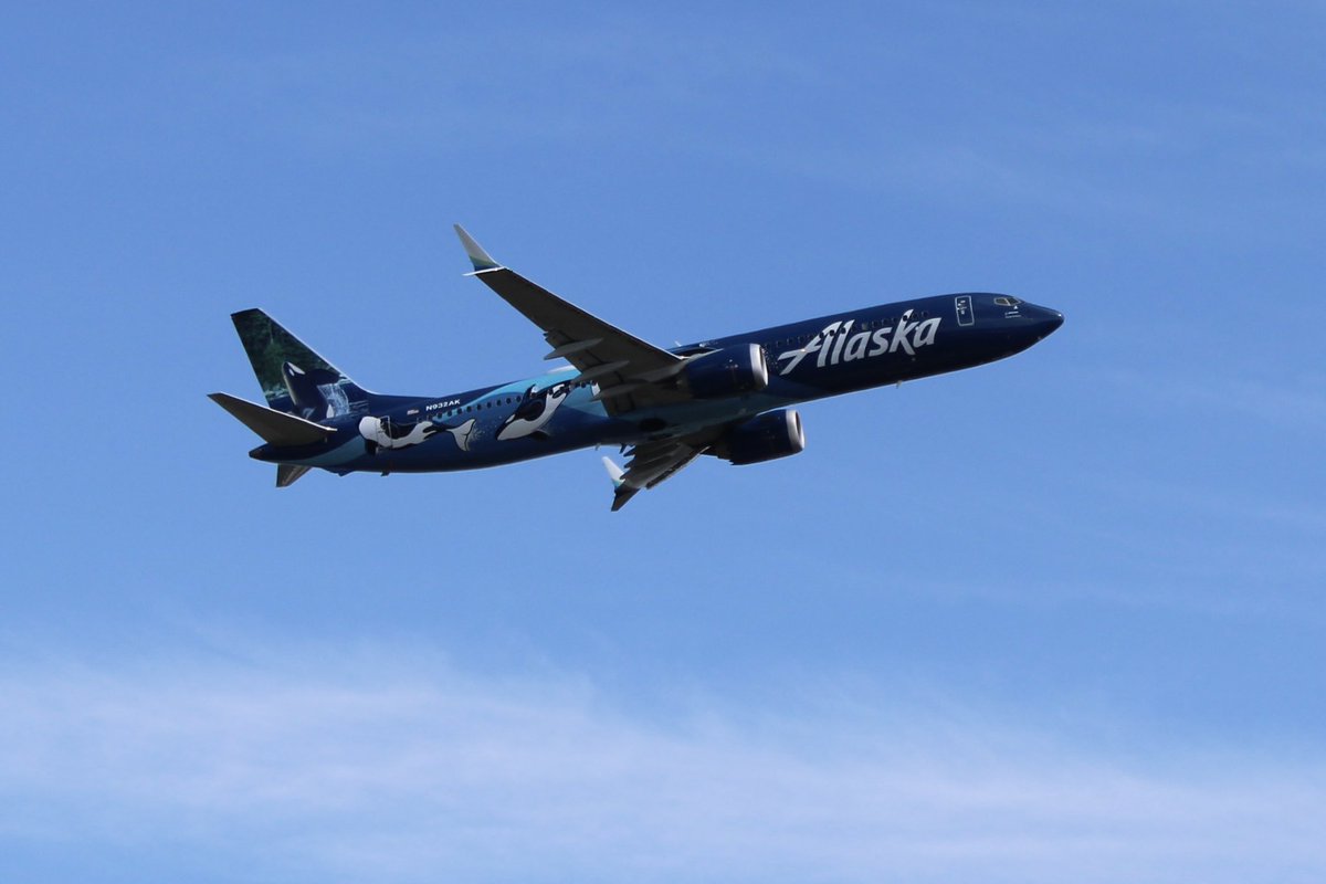 Happy #EarthDay with the @AlaskaAir “West Coast Wonders” 737 MAX taking off from @flySEA! #iflyalaska #alaskair #alaskaairlines #alaskacarelines