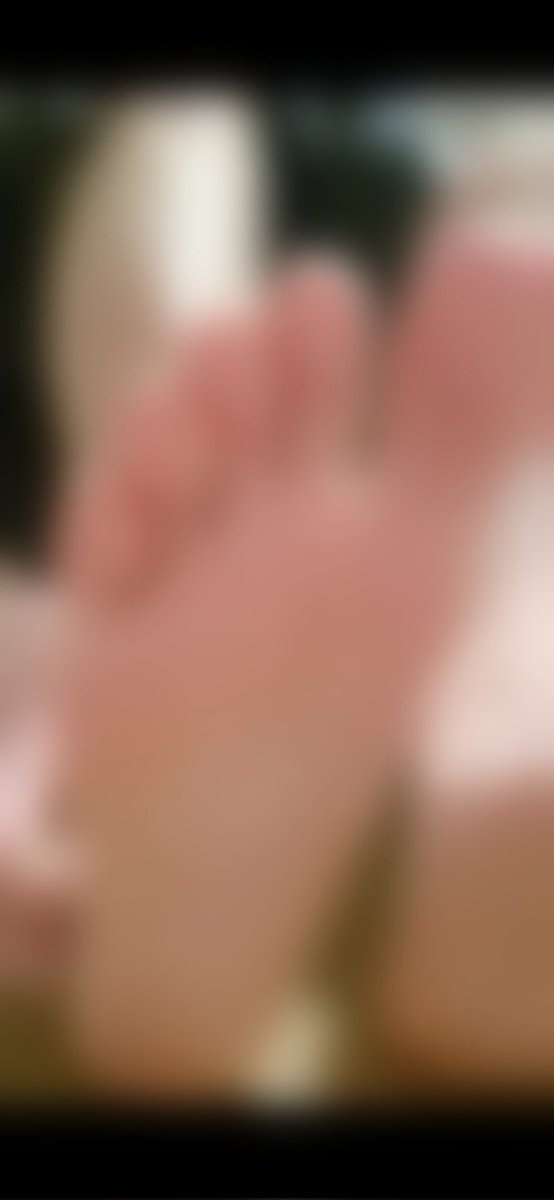 MaxAlphaMaster's tweet photo. Just Sold a custom video to one of you pigs 😂 Not even 24 hours in and already desired.

Blurred for pigs that dont pay 😈

#findom #cashmaster #cashpig #alpha #drainpig #feet #financialdomination https://t.co/iPJsKg2xqz