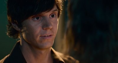 EvanPetersBR_'s tweet photo. Evan Peters no filme "I am Woman", 2019. https://t.co/JBe3v1Wyln