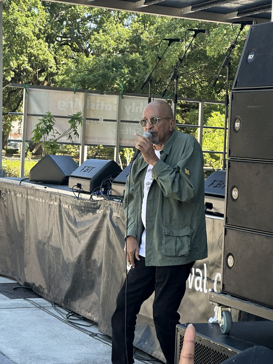 DeeBoydBroker's tweet photo. Rep. Troy A Carter and I participated with a panel discussion at the #50420 festival. We discussed our current legislation supporting the decriminalization of cannabis.   

#CannabisReform #DelishaDelivers #staterepDelishaBoyd https://t.co/mzNarNDyp2