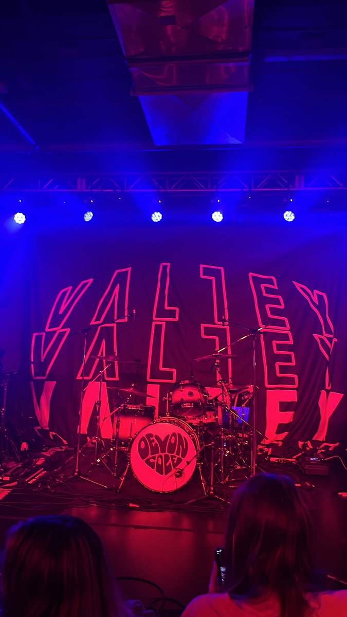 foremilee's tweet photo. We finna be in the pit round 2 🕺🏻
@ThisIsValley #LITTour https://t.co/f0iVe0jBMs