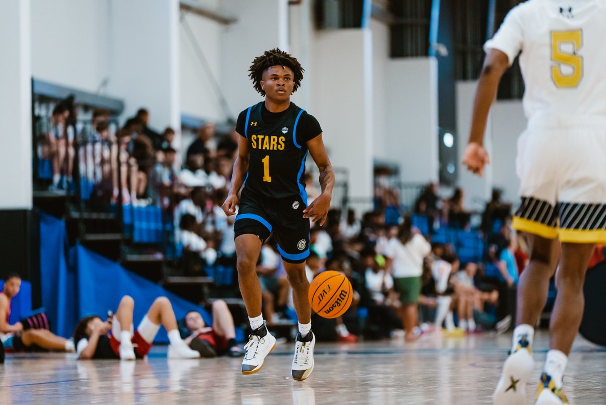 _mountainstars's tweet photo. UAA Session I highlights for @_mountainstars 17U squad on Day 2: Hunter Schenck (№ 3) 24pts w/6 3’s made, Dutch Dowdell (№ 12) 10pts all in 2nd half, LaDavian King (№ 1) 13pts Ast, Hunter Hansen (№ 23) 14pts, Aly Tounkara (№ 45) 4pts 3blks 9rebs in close lose 81-77 in 3rd UAA game