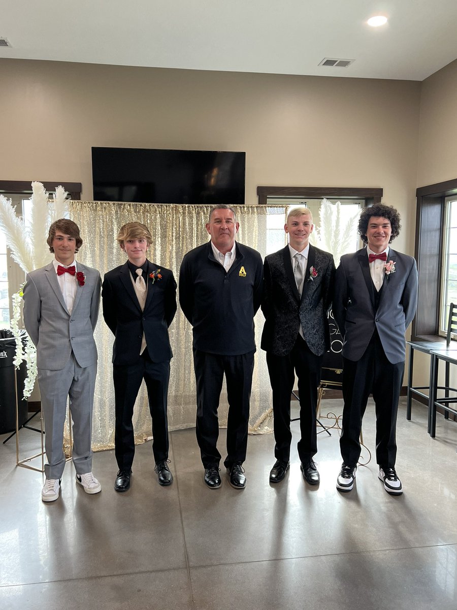 Merts5's tweet photo. Trojan Golfers clean up nice! #ahspositive https://t.co/M2x759GlXA