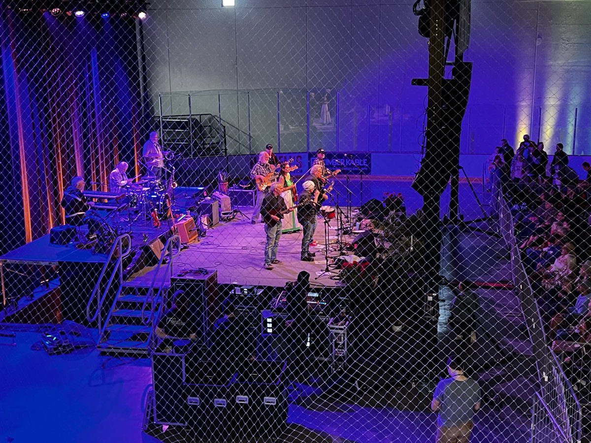 Ozark Mountain Daredevils on a hockey rink? Seems appropriate on a cold April day! That’s what we do in the Ozarks…. Adapt and overcome. Thanks to the organizers for headlining a legendary local band!