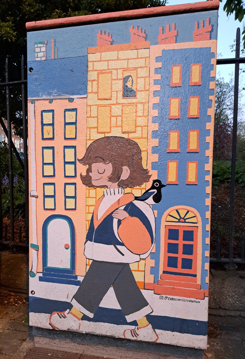 laoghain's tweet photo. At #ClareStreet corner of #MerrionSquare, by #Crayolinaillustration, initiative by https://t.co/MDEEr8RB36 https://t.co/hkK5fPPneR
