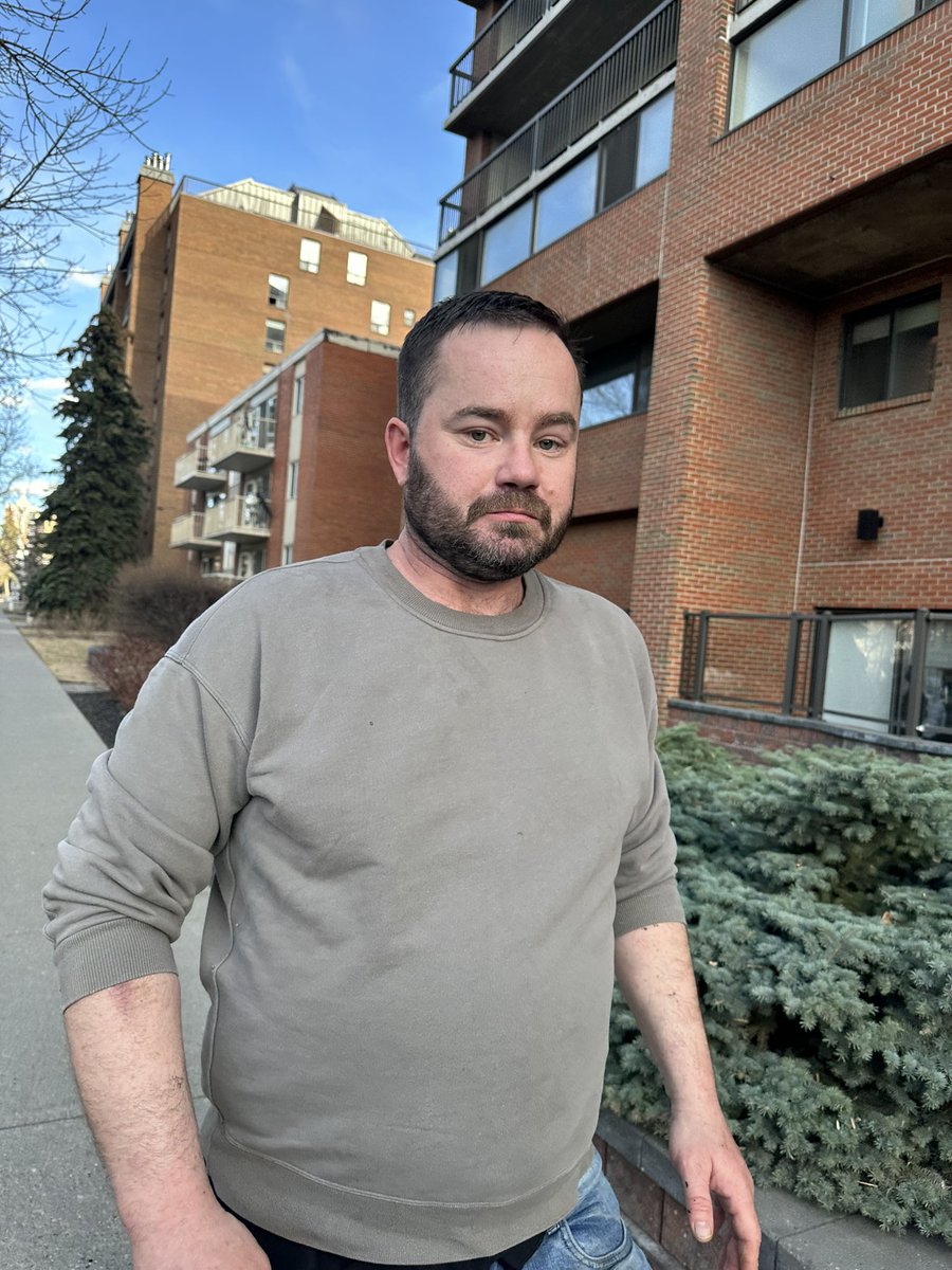 Mugs Pub tweet media