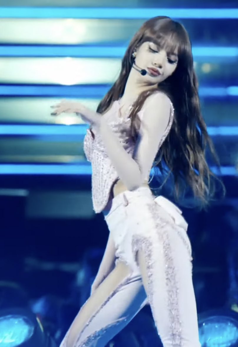 LISANATIONS_'s tweet photo. LISA SOLO STAGE SOONNN 

BOSSPINK LISA COACHELLA
#LisachellaReturns https://t.co/t10gqzvfbw