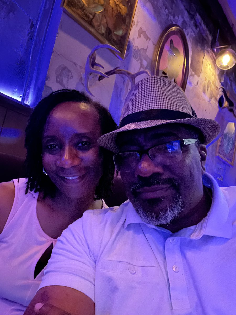 huffstersports's tweet photo. Great time in Charleston with my soon to be wife, my Honey Brown, at The Commodore. The band was awesome. With good friends. #saltandpepperlife #alphalove https://t.co/IbsJLYG83P